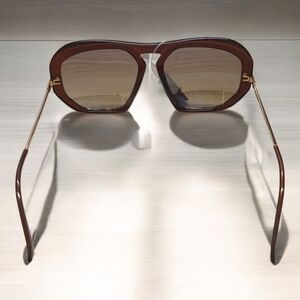 Elegant Brown Sunglasses